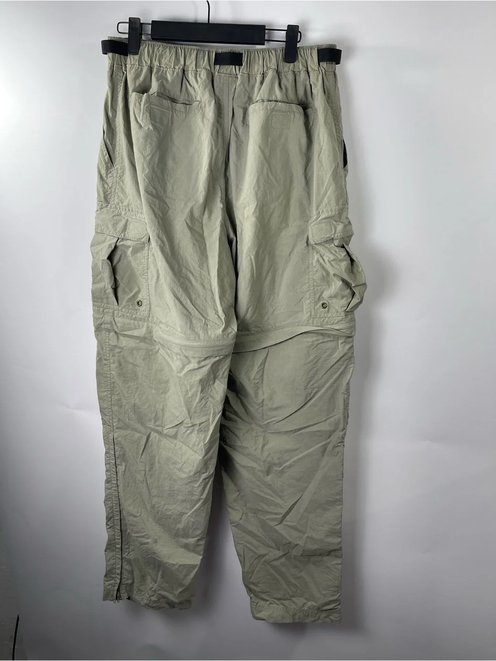 REI Men’s Sage Green Convertible Hiking Camping Cargo Pant Size Medium